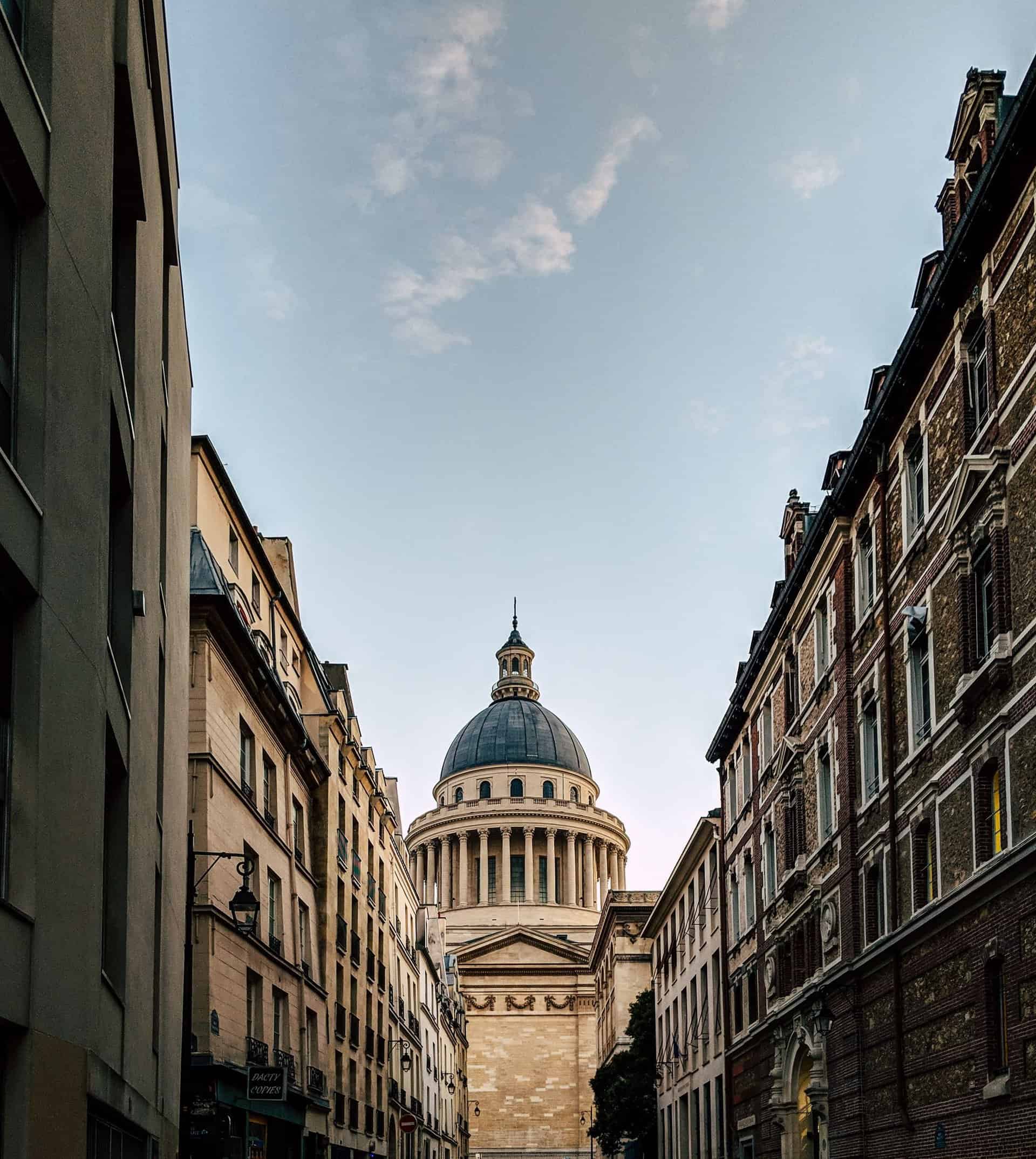 alex motoc YkuQSYeljxA unsplash Et si nous construisions nos propres panthéons ?