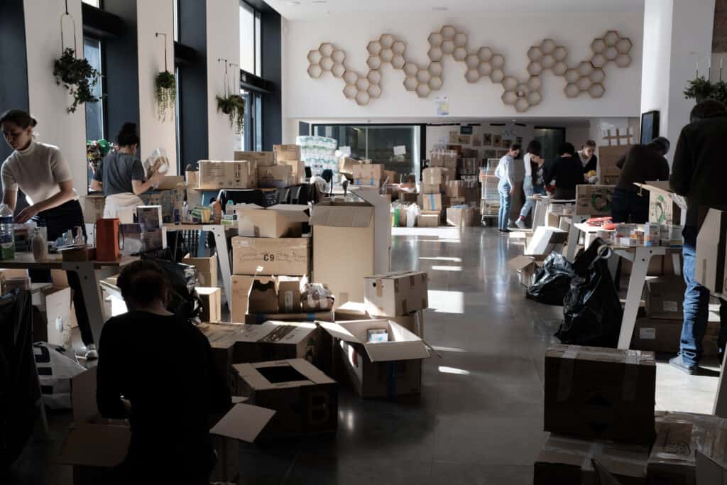 Paris Help Ukraine, a humanitarian project launched at the Learning Planet Institute